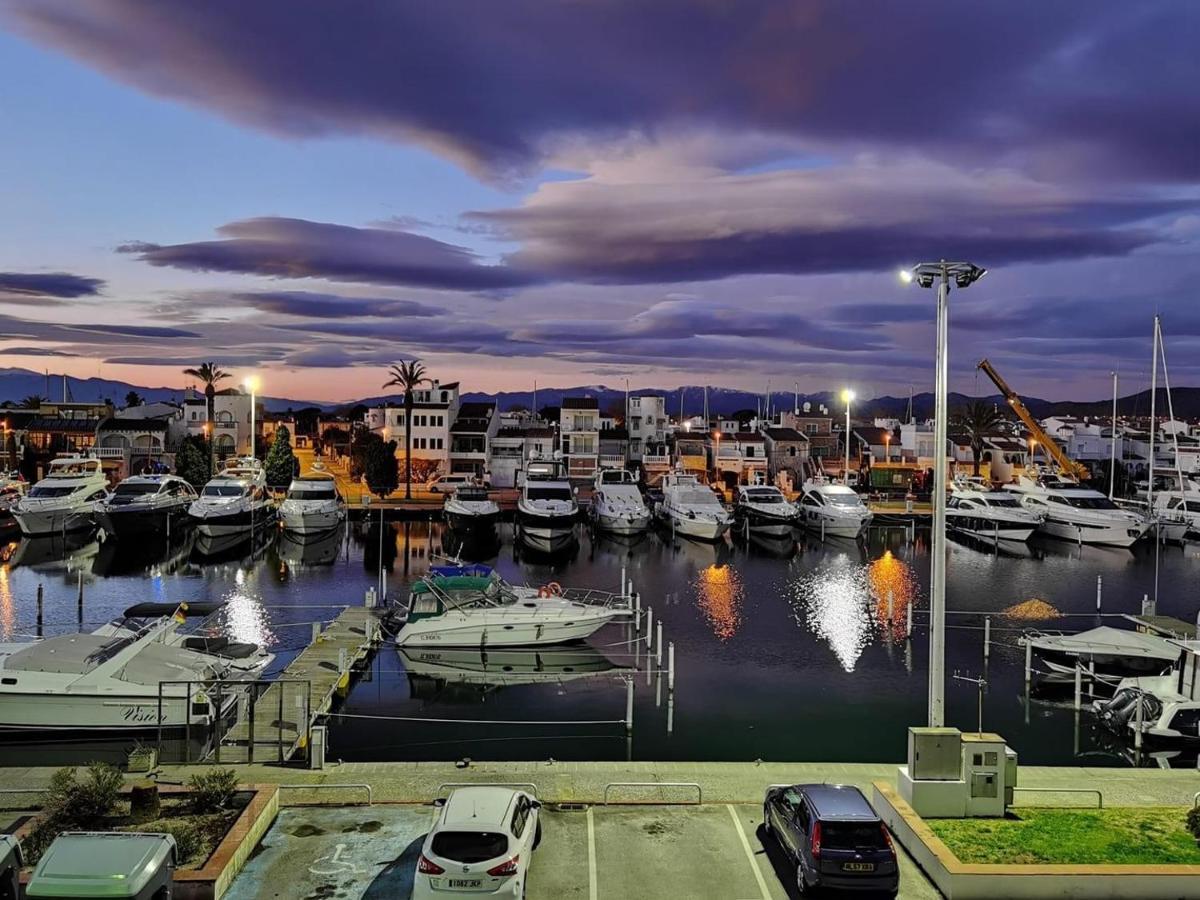 Apartamento Con Vistas Al Mar - Wifi - Aire Acondicionado إمبوريابرافا المظهر الخارجي الصورة